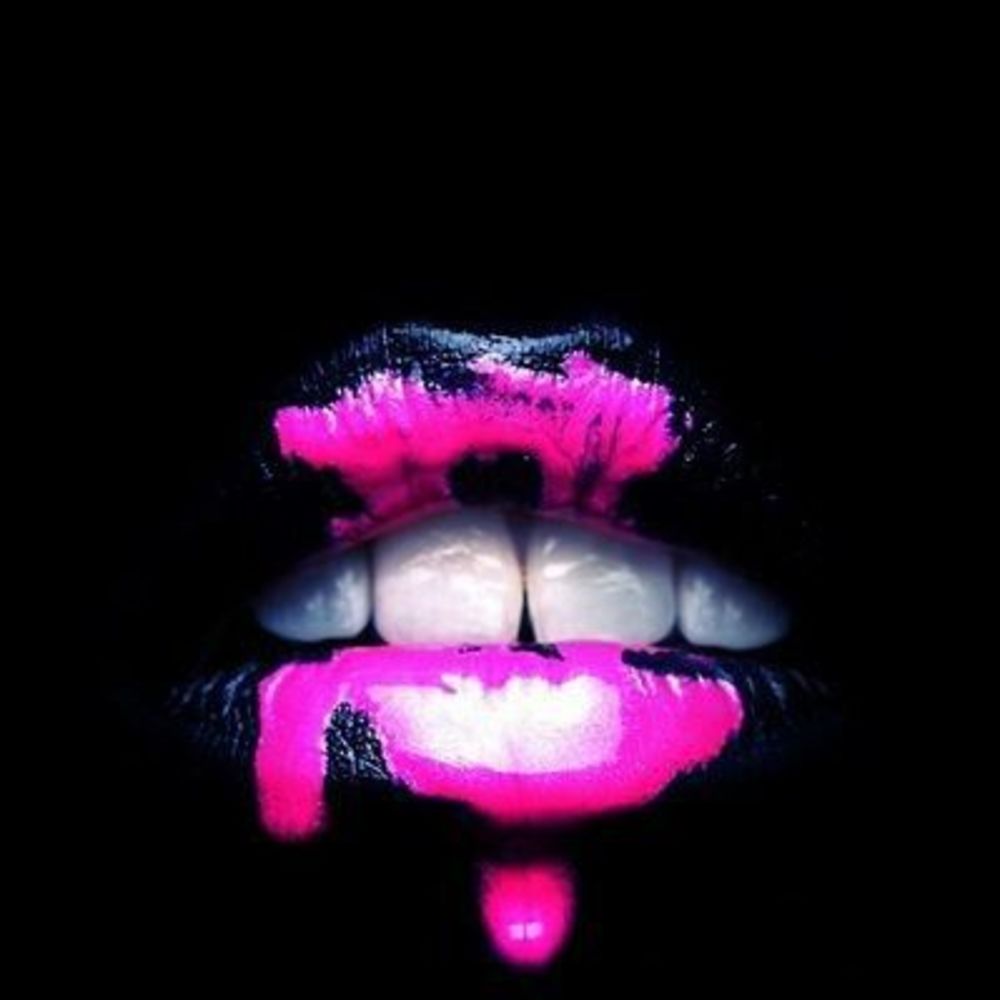 Meet your Posher, Yisenia